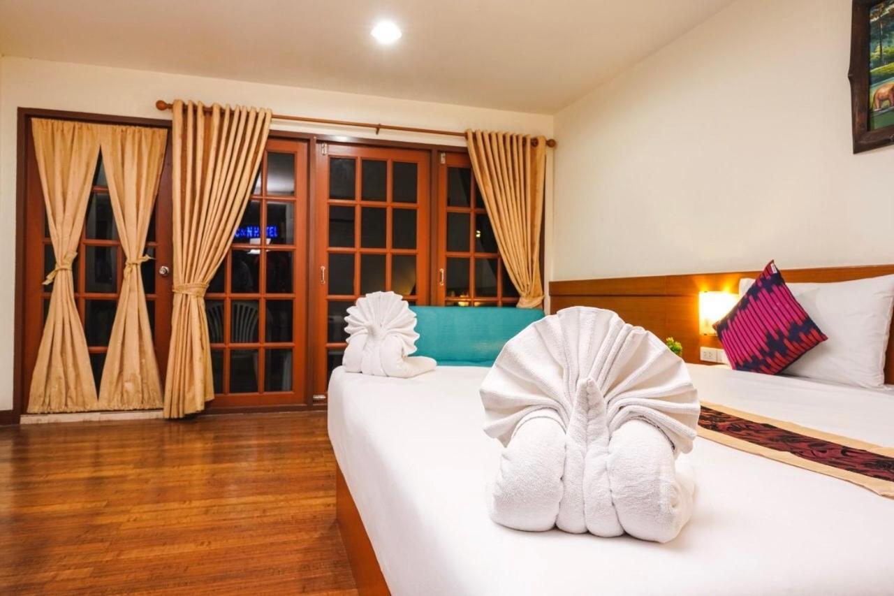 Neptuna Hotel Patong Экстерьер фото