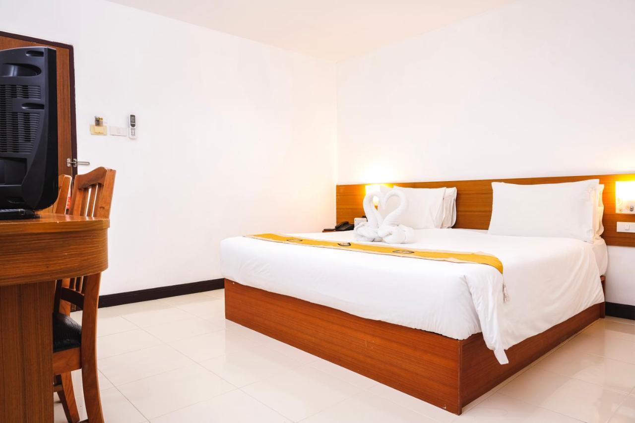 Neptuna Hotel Patong Экстерьер фото