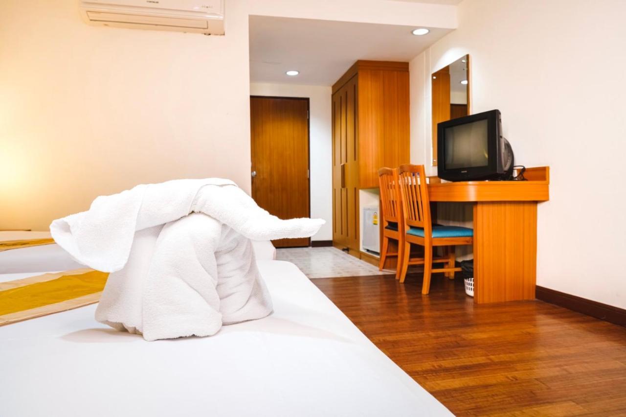 Neptuna Hotel Patong Экстерьер фото